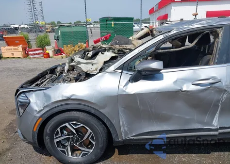 2025 Kia Sportage Lx z USA, uszkodzony, nr VIN KNDPU3DF8S7401504